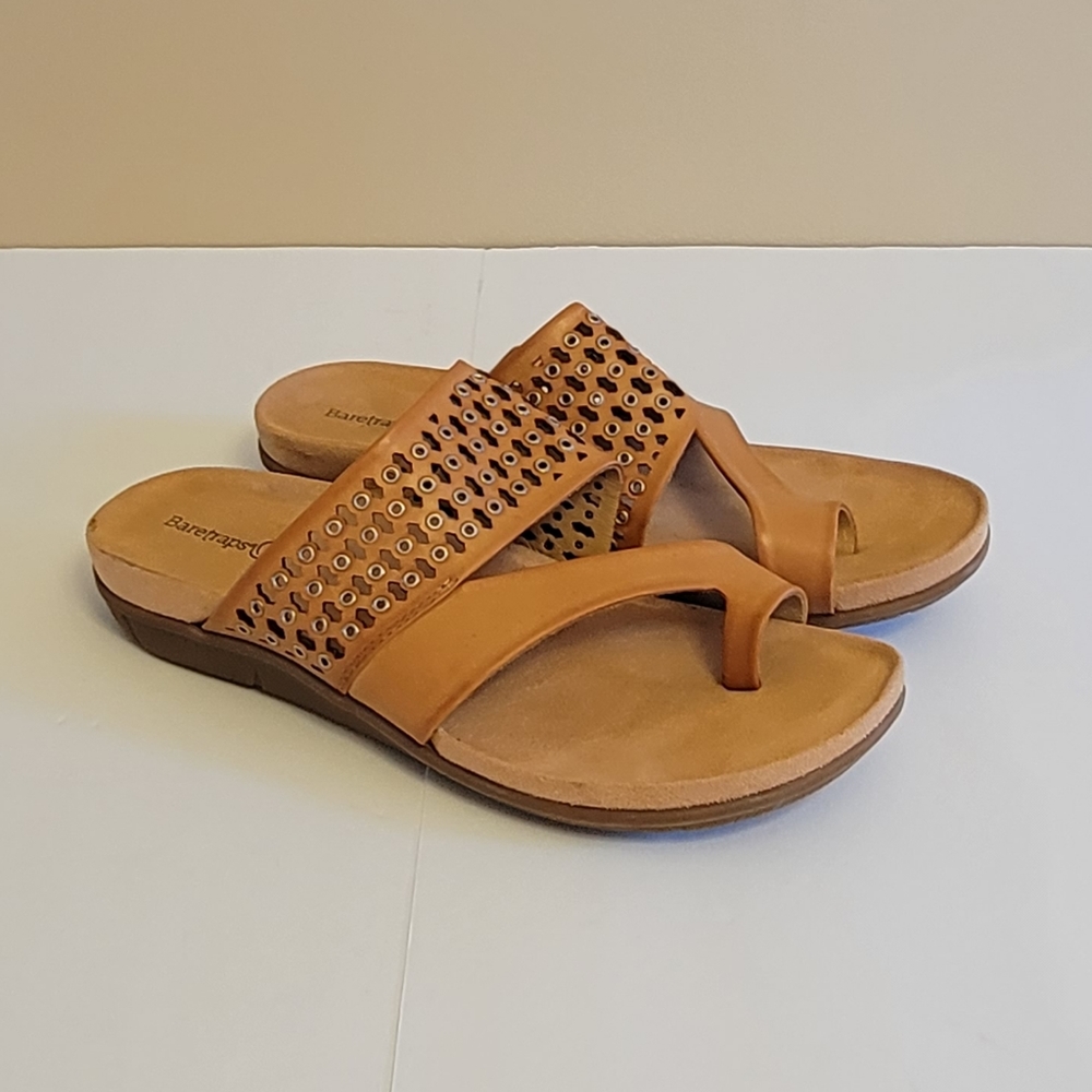 BARETRAPS Womens Stretch Juny Round Toe Wedge Slip On Sandals